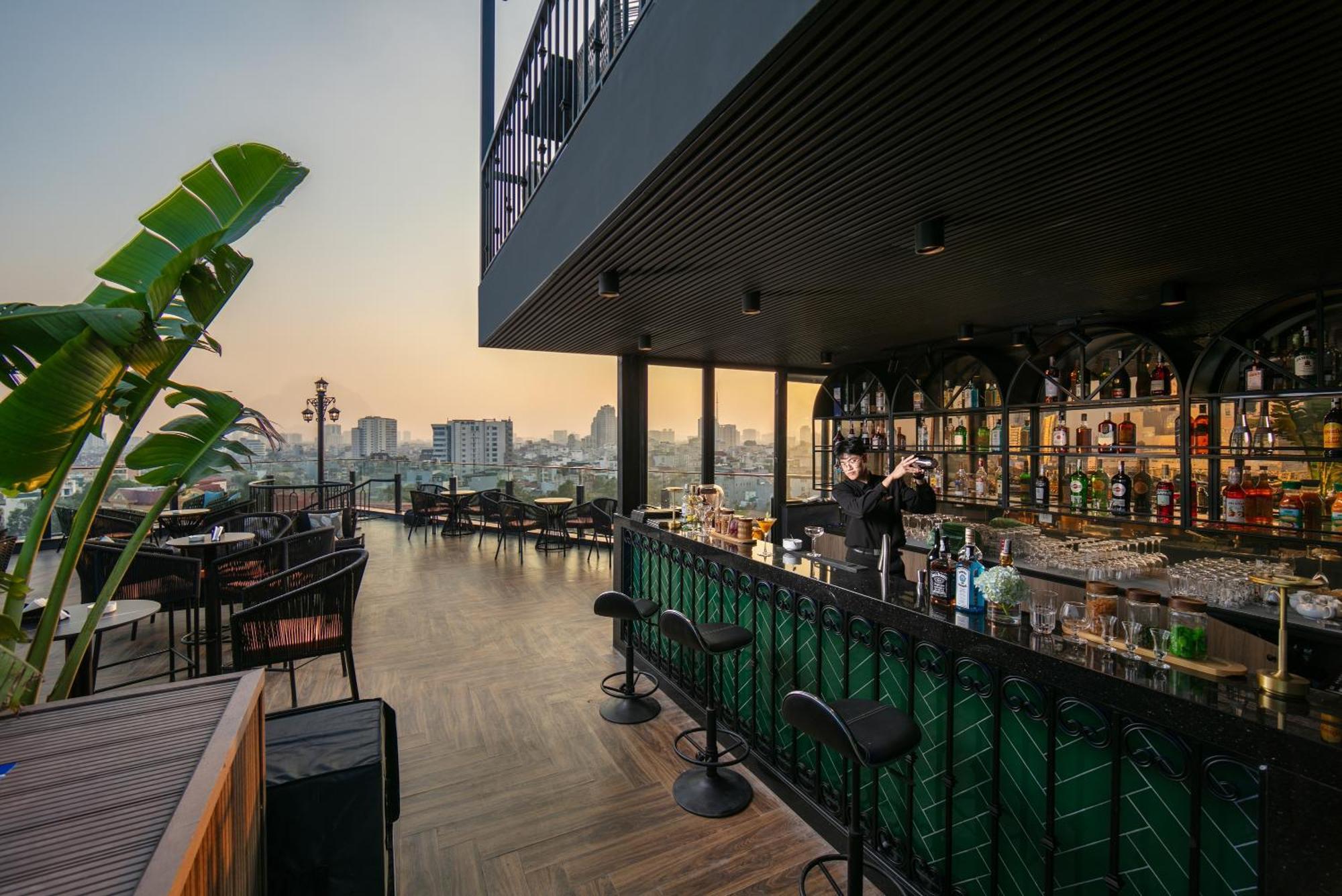 May De Ville Corner Hotel Hanoï Extérieur photo
